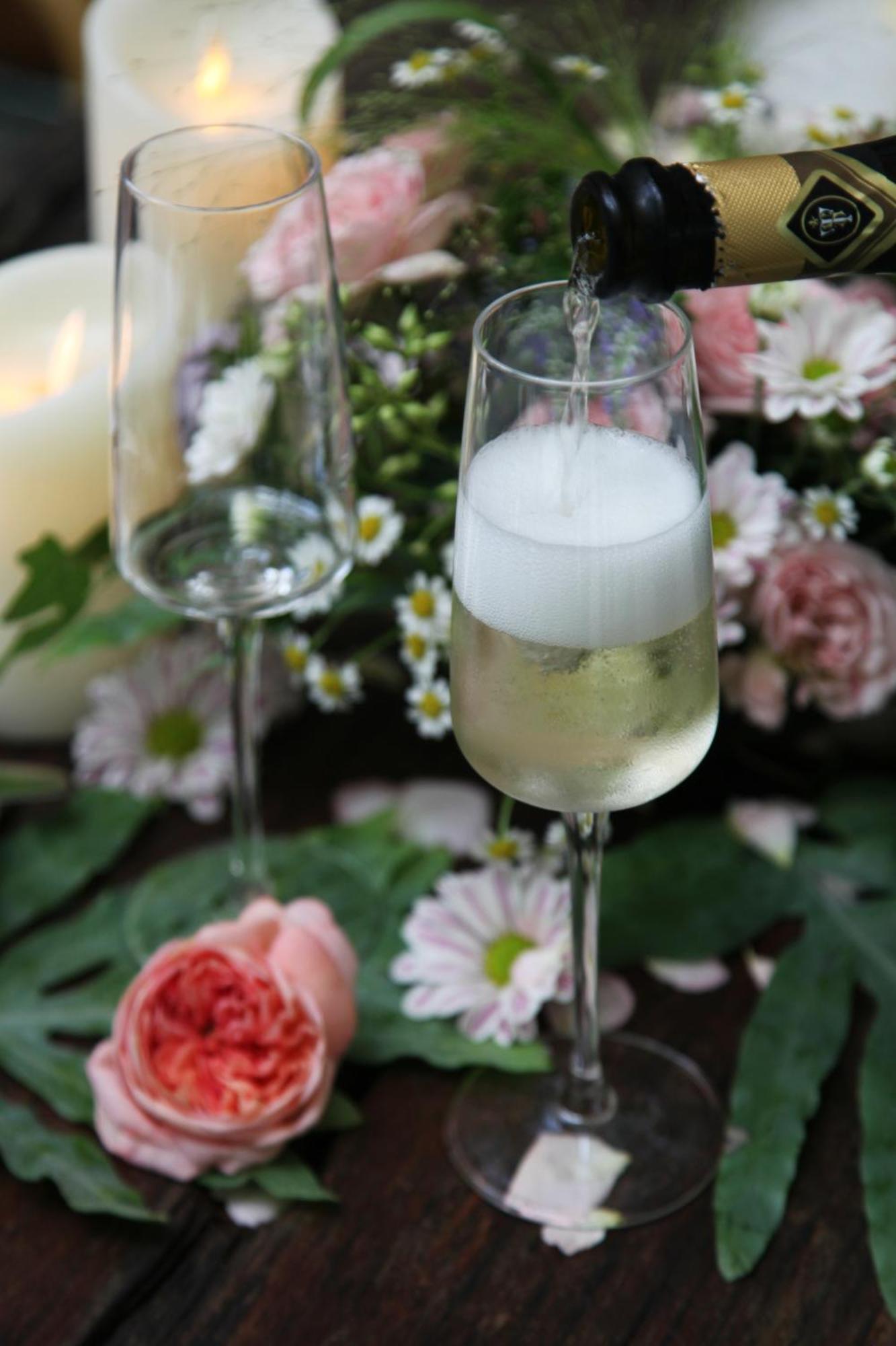 Shenzhen No'6 Garden Villa --French Window With Garden View,Close To Sea World &Shekou Ferry Port &K11 Ecoast &Subway Nearby ,Offer Western Food And Coffee &English Speaking With Tour Services Exterior photo
