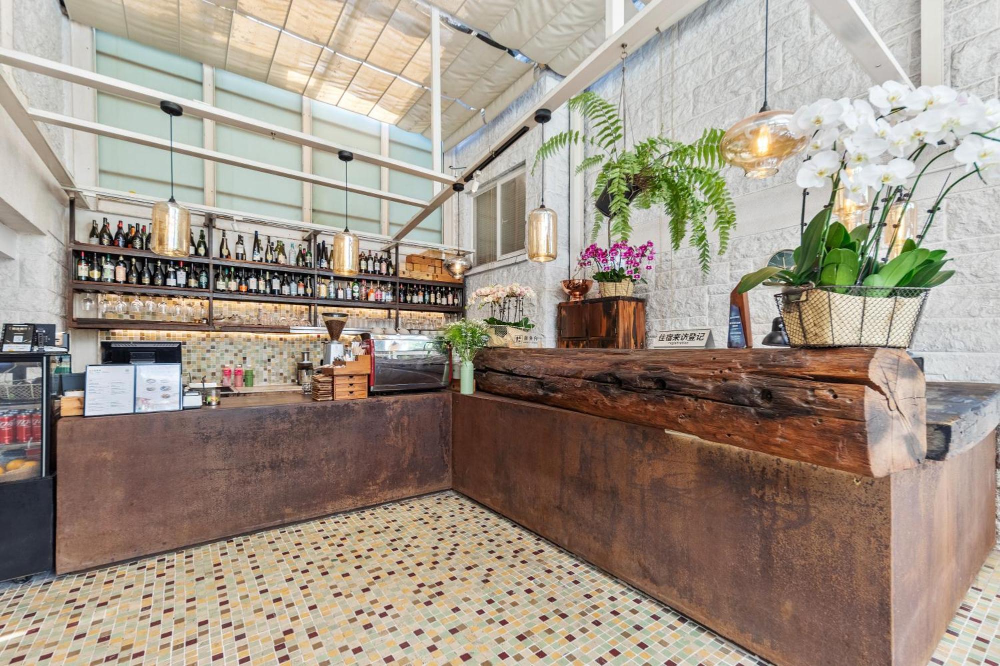 Shenzhen No'6 Garden Villa --French Window With Garden View,Close To Sea World &Shekou Ferry Port &K11 Ecoast &Subway Nearby ,Offer Western Food And Coffee &English Speaking With Tour Services Exterior photo