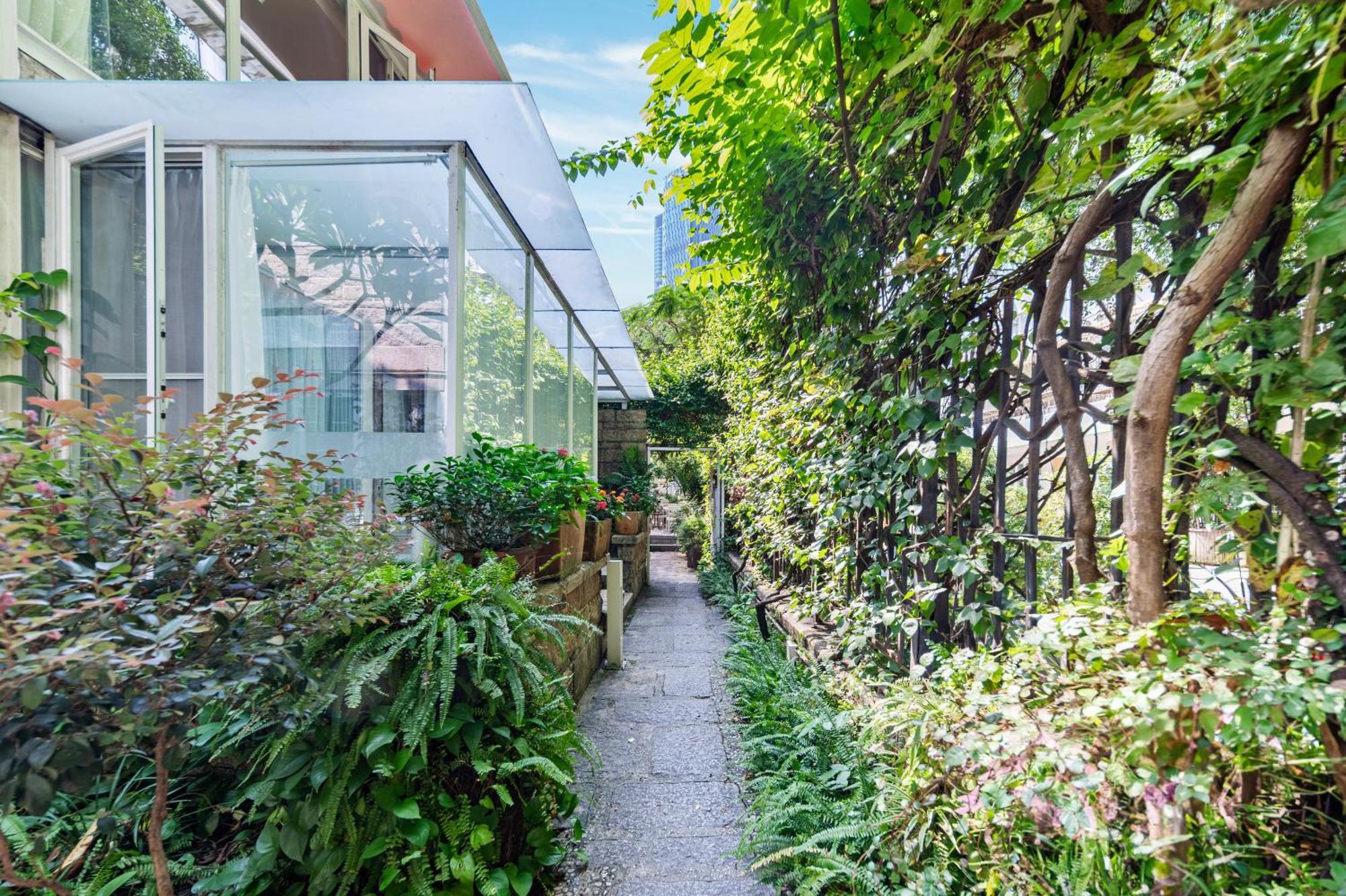 Shenzhen No'6 Garden Villa --French Window With Garden View,Close To Sea World &Shekou Ferry Port &K11 Ecoast &Subway Nearby ,Offer Western Food And Coffee &English Speaking With Tour Services Exterior photo